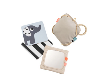 DEER Done by Deer - Baby contrast card holder Deer friends Sand